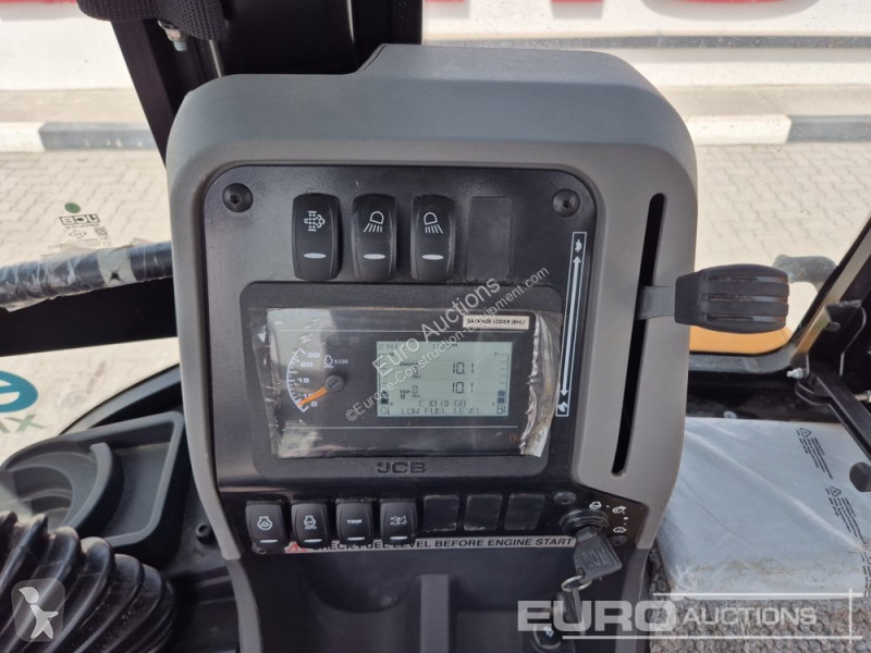 Retroescavadora JCB 3DX PLUS