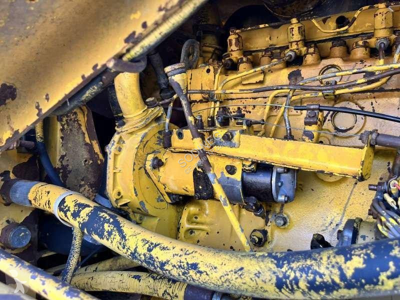 Rýpadlo-nakladač JCB - 4X4