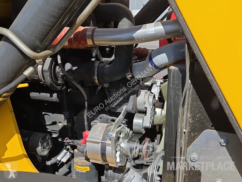 Bagr New Holland C