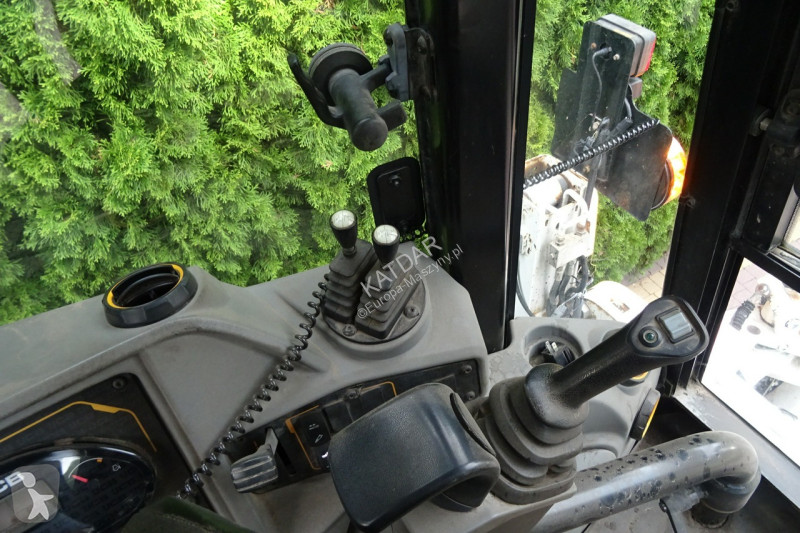 Buldoexcavator JCB 2CX 3CX