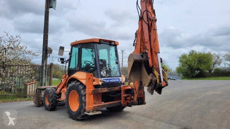 Buldoexcavator FB 100