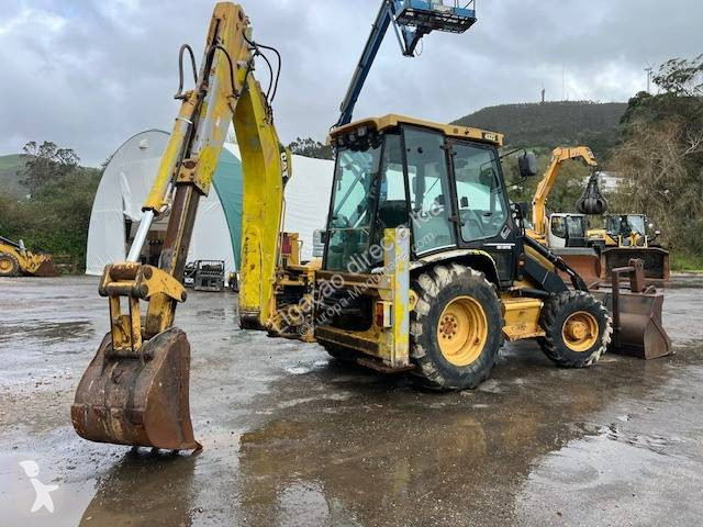 Retroescavadora Caterpillar 2005