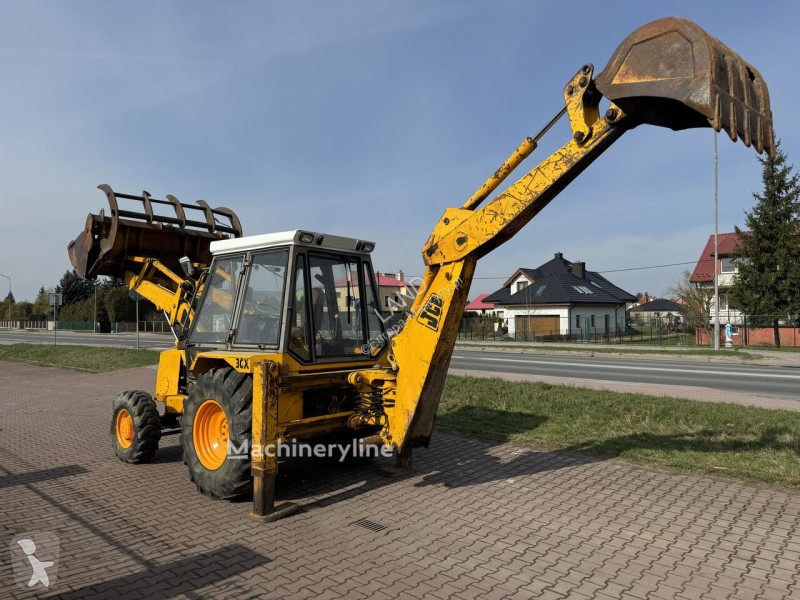 Retroescavadora JCB 3CX