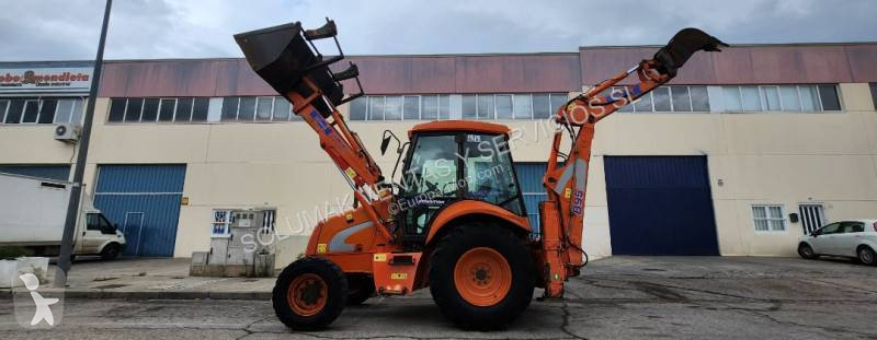 Retroescavadora Fiat Kobelco