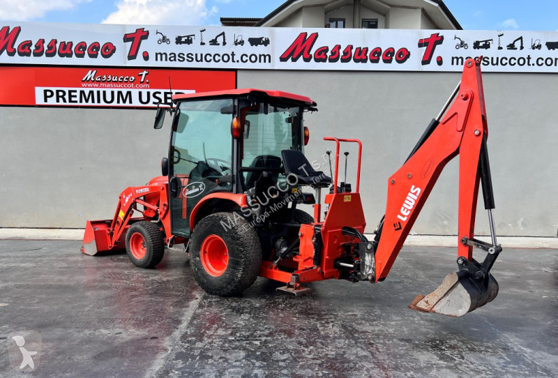 Экскаватор-погрузчик Kubota  B2231 4x4 CON...