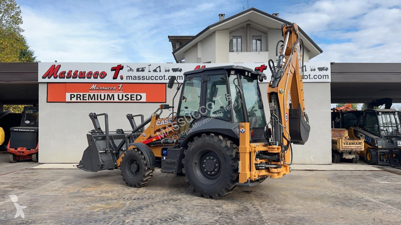 Bagr Case 4x4