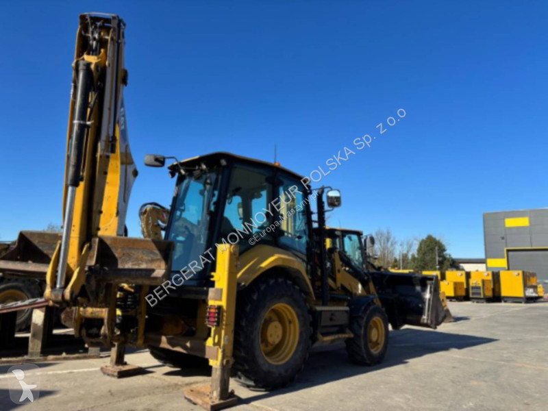 Koparko-ładowarka Caterpillar 432 F 2
