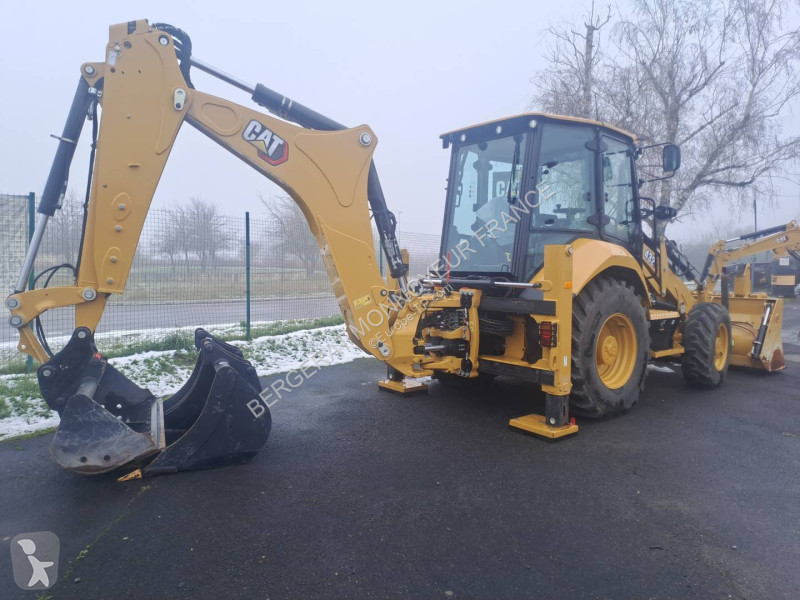 Rýpadlo-nakladač Caterpillar 432