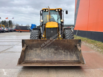 Traktor med grab JCB