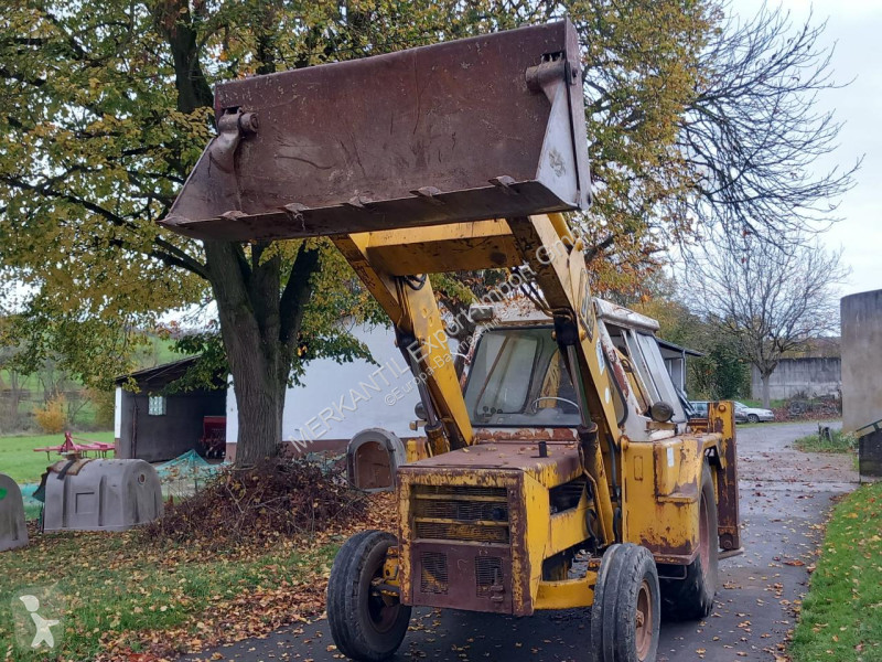 Rýpadlo-nakladač JCB  3d 2
