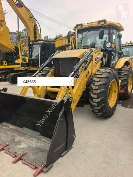 Rýpadlo-nakladač JCB 4CX