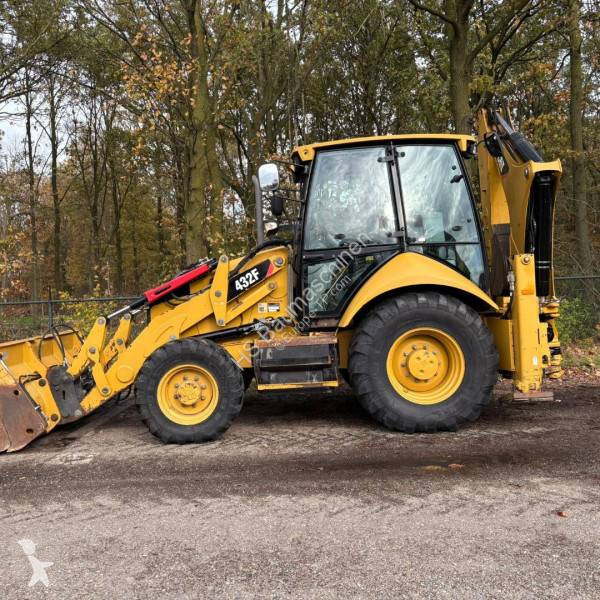 Retroexcavadora Caterpillar
