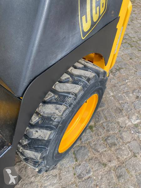 Retroescavadora JCB