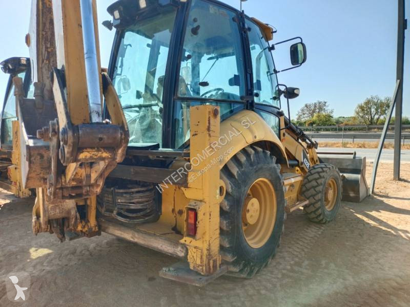 Retroescavadora Caterpillar 432E