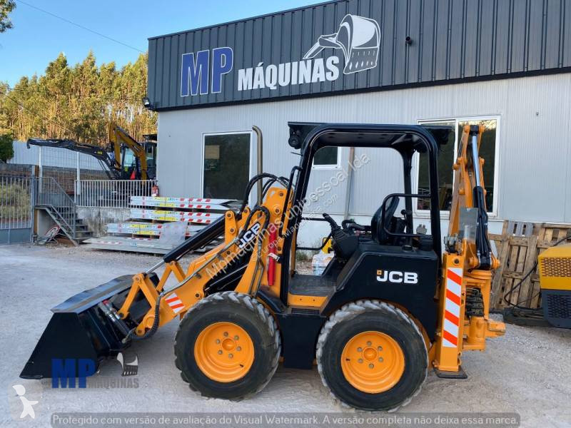 Retroescavadora JCB