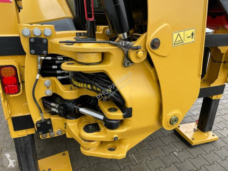 Traktor med grab Caterpillar 444 F2