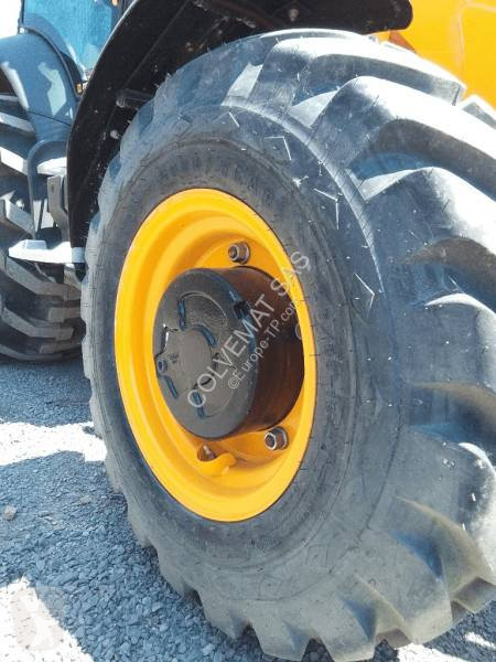 Bagr JCB plus