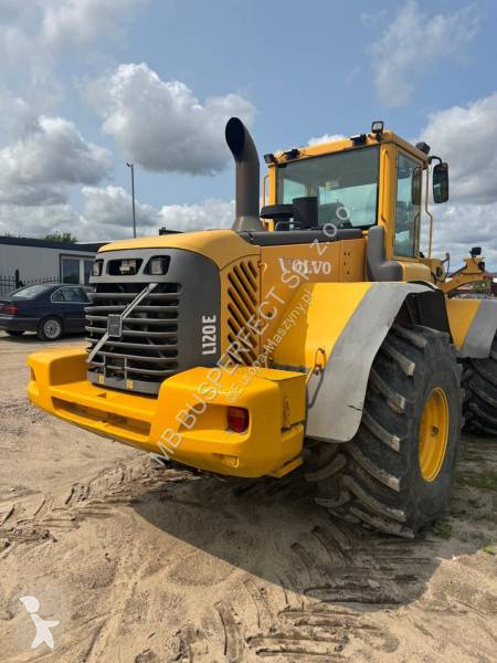 Bagr Volvo L120E