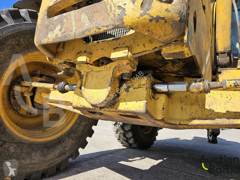 Bagr Komatsu E0