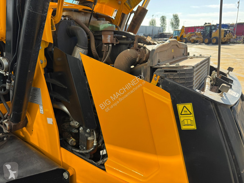 Retroescavadora JCB 3DX 4x4 Xtra with...