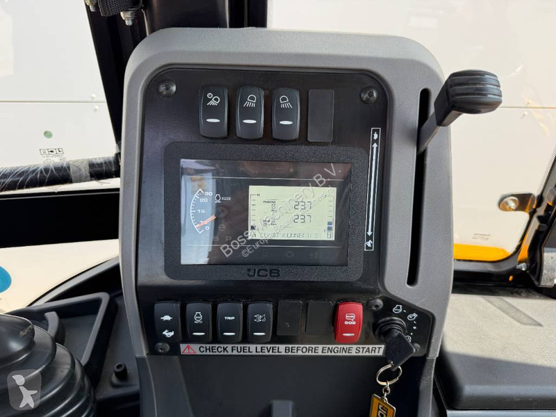 Bagr JCB 3DX /  Plus 4WD - New / Unused/ Hammer...
