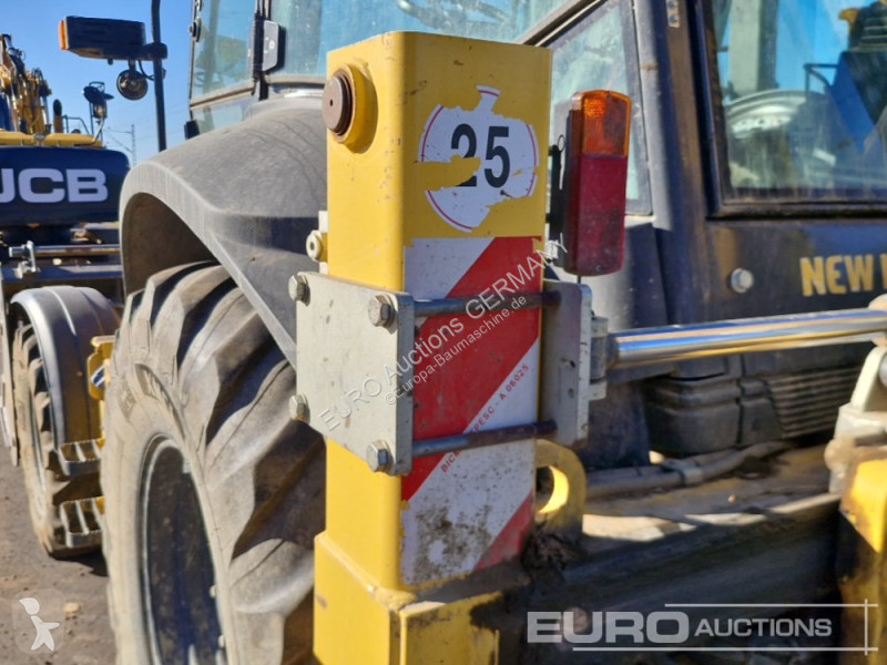 Bagr New Holland