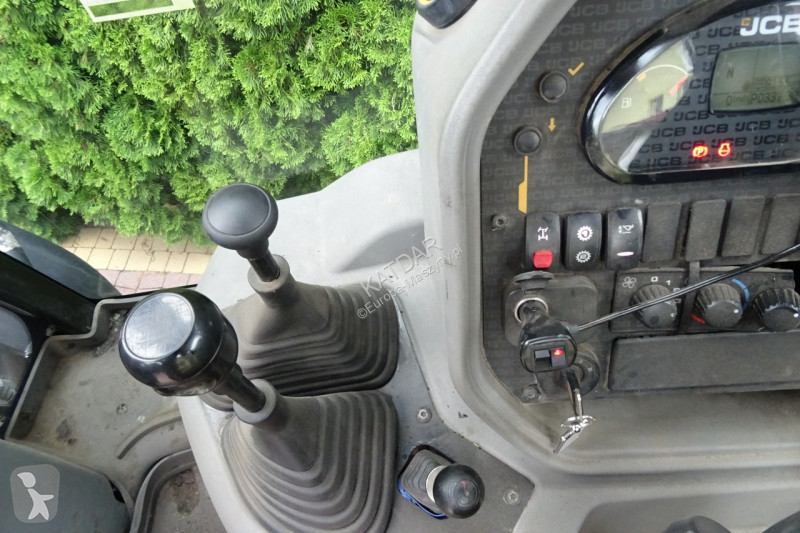 Buldoexcavator JCB 2CX 3CX
