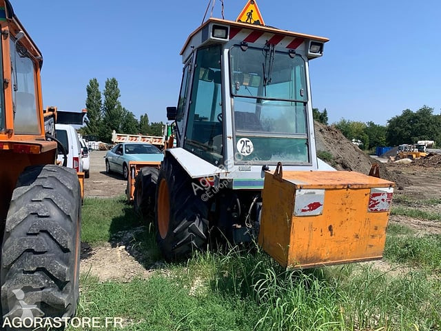 Tractopelle