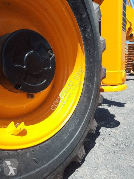 Bagr JCB plus