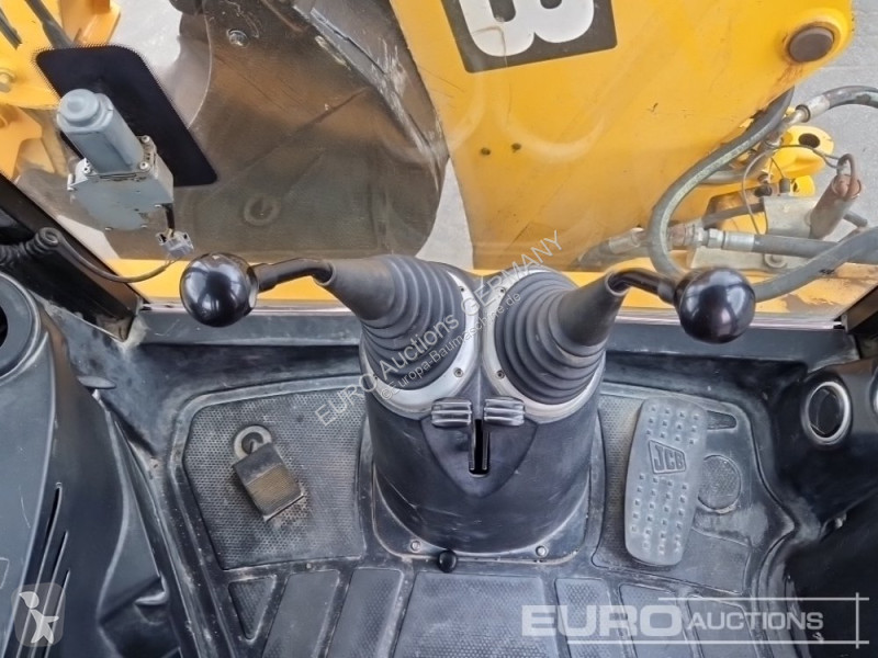Traktor med grab JCB 3CX 14L4WM