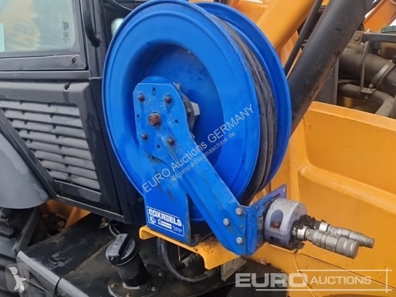 Buldoexcavator JCB 2CX