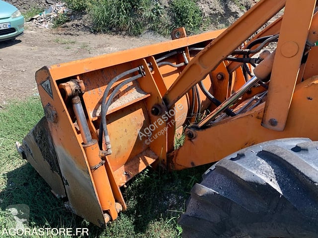 Tractopelle
