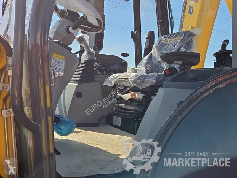 Bagr New Holland C