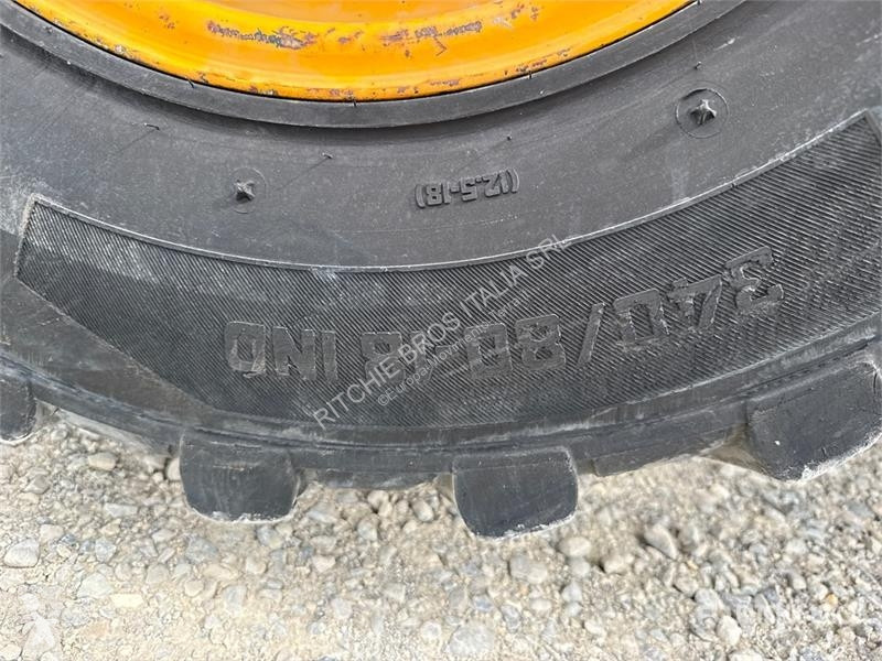 Retroescavadora JCB 2CX4W Backhoe Loader