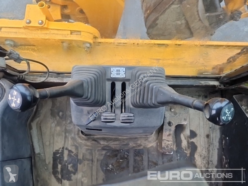 Buldoexcavator JCB 2CX
