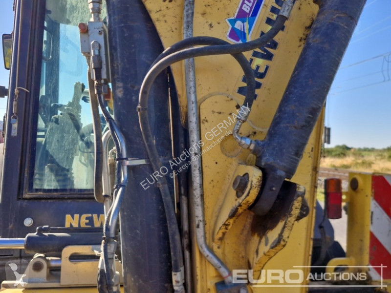 Bagr New Holland