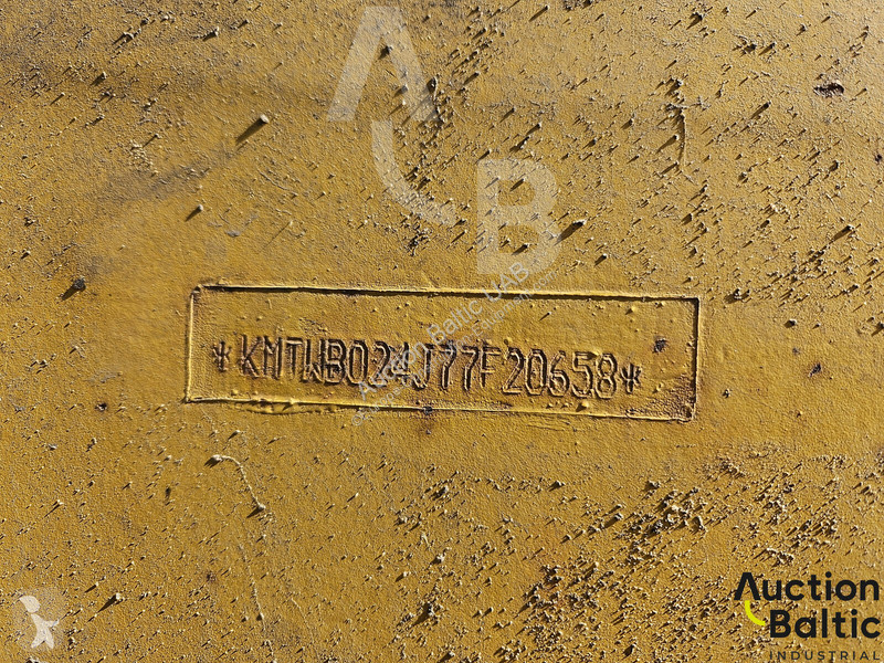 Bagr Komatsu E0