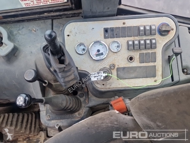 Buldoexcavator JCB 2CX