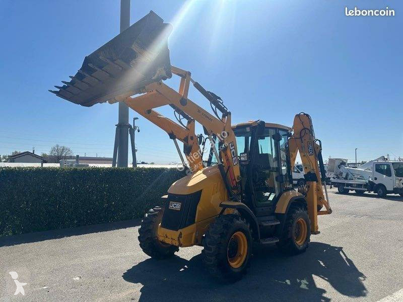 Retroescavadora JCB