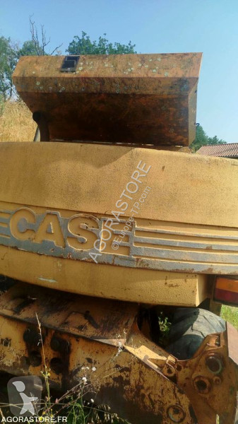 Retroescavadora Case 688