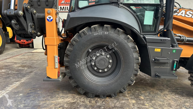 Bagr Case 4x4
