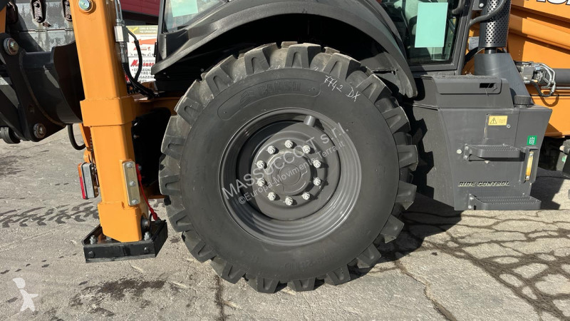 Bagr Case 4x4