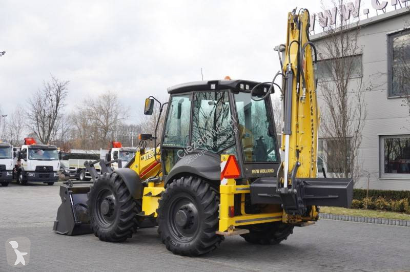 Buldoexcavator New Holland