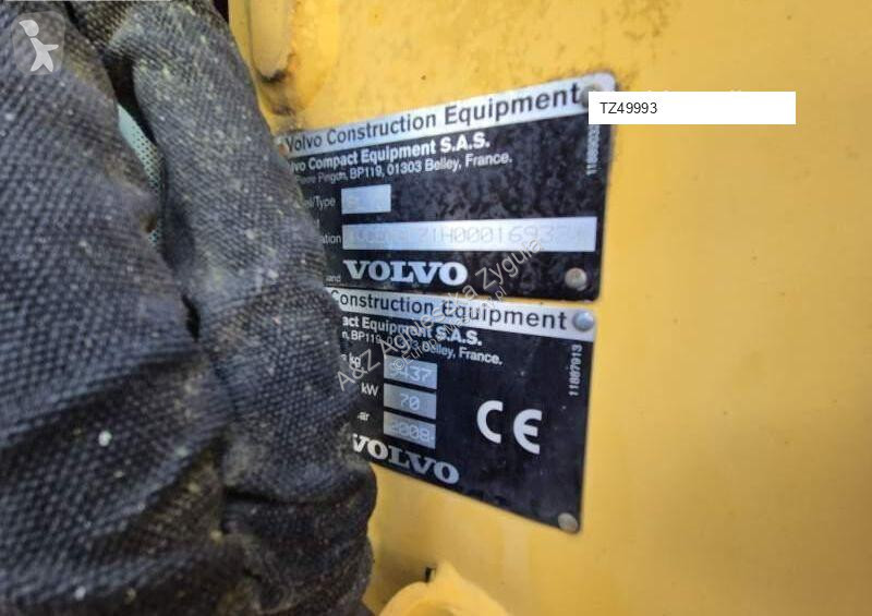 Traktor med grab Volvo