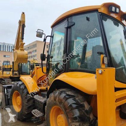 Rýpadlo-nakladač JCB 4CX