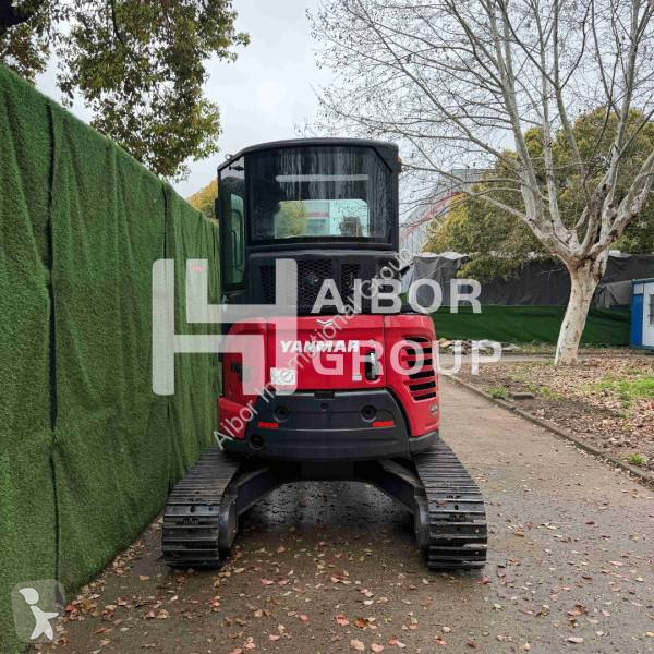 Lopatový nakládač Yanmar