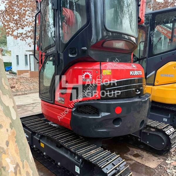 جرافة Kubota