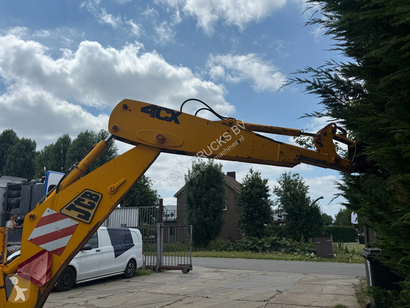 Traktor med grab JCB 4X4X4 Backhoe Loader...