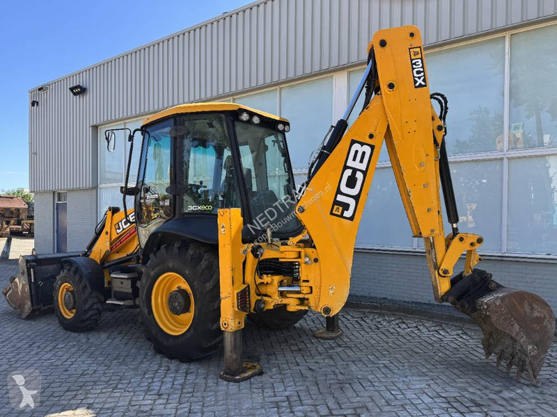 Traktor med grab JCB 3 CX 2017
