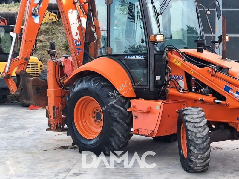 Retroexcavadora Fiat Kobelco F